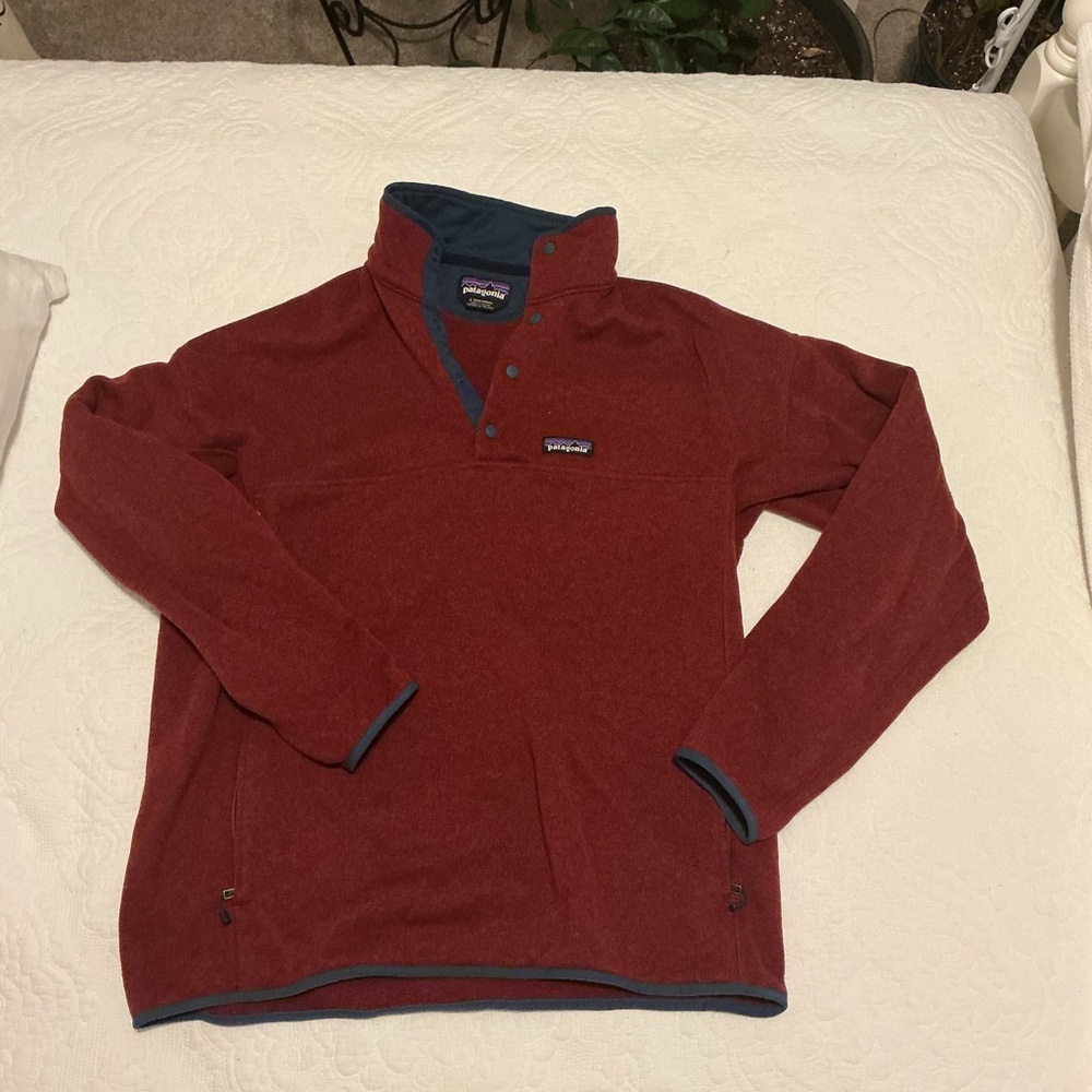 Patagonia Burgundy Fleece Pullover